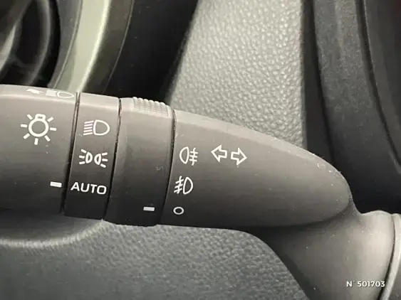 TOYOTA AYGO X - voiture d'occasion - Photo 30