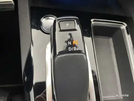 PEUGEOT 3008 II - voiture d'occasion - Photo 25