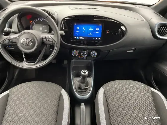 TOYOTA AYGO X - voiture d'occasion - Photo 9
