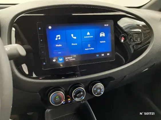 TOYOTA AYGO X - voiture d'occasion - Photo 13