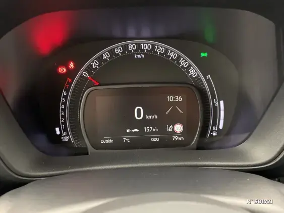 TOYOTA AYGO X - voiture d'occasion - Photo 12