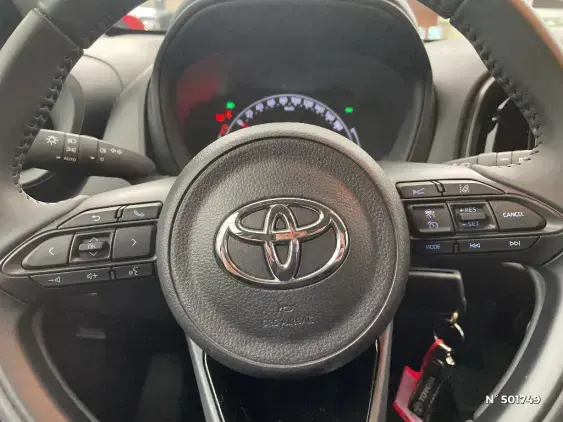 TOYOTA AYGO X - voiture d'occasion - Photo 27