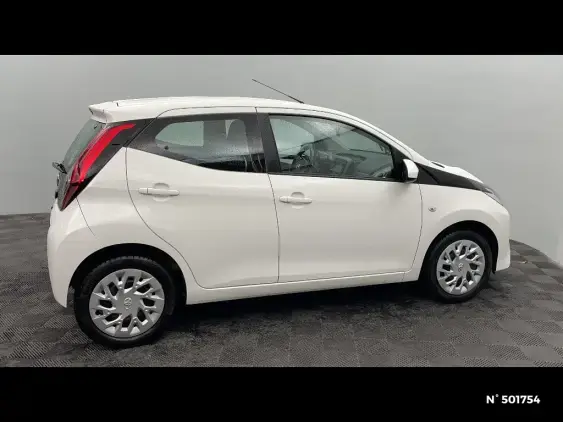 TOYOTA AYGO II - voiture d'occasion - Photo 5