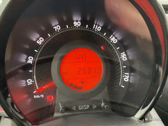 TOYOTA AYGO II - voiture d'occasion - Photo 12