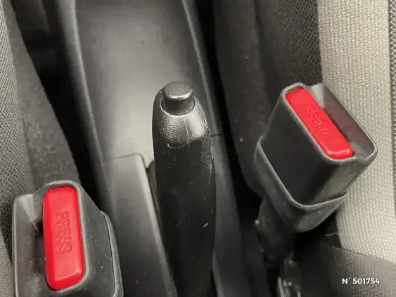 TOYOTA AYGO II - voiture d'occasion - Photo 27