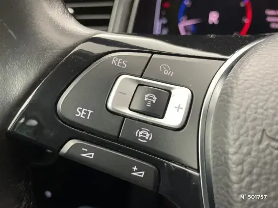 VOLKSWAGEN T-ROC - voiture d'occasion - Photo 15