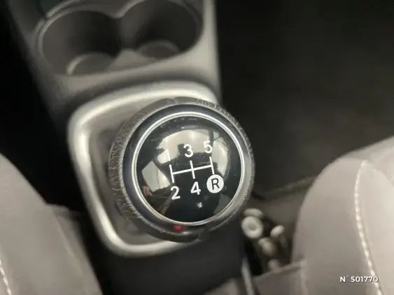 TOYOTA YARIS III - voiture d'occasion - Photo 27