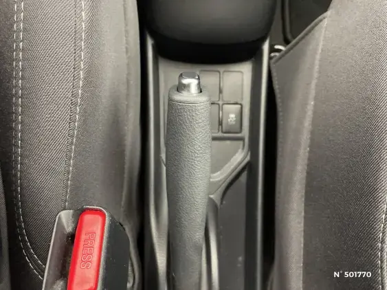 TOYOTA YARIS III - voiture d'occasion - Photo 28