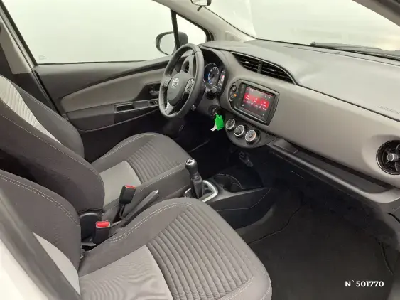 TOYOTA YARIS III - voiture d'occasion - Photo 10