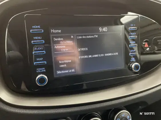 TOYOTA AYGO X - voiture d'occasion - Photo 13