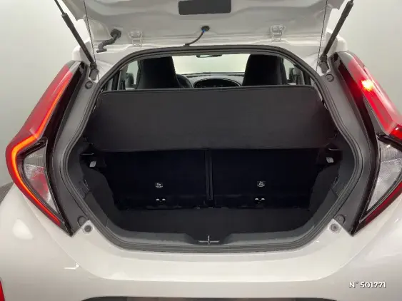 TOYOTA AYGO X - voiture d'occasion - Photo 7