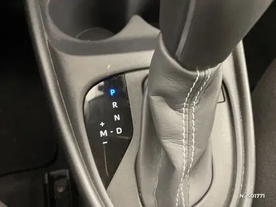 TOYOTA AYGO X - voiture d'occasion - Photo 24