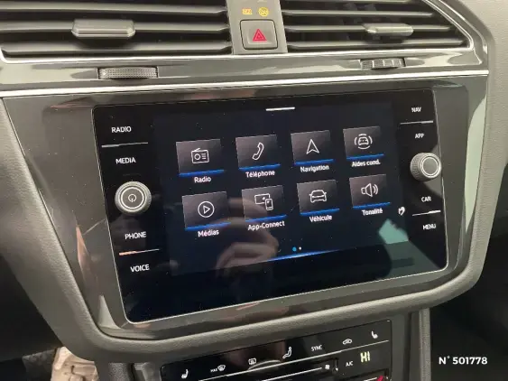 VOLKSWAGEN TIGUAN II - voiture d'occasion - Photo 13