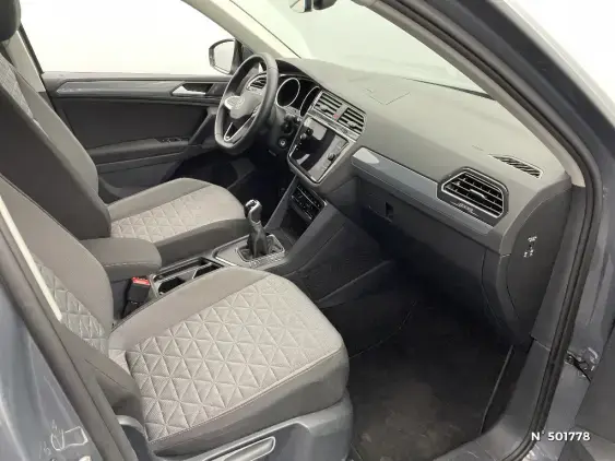VOLKSWAGEN TIGUAN II - voiture d'occasion - Photo 10