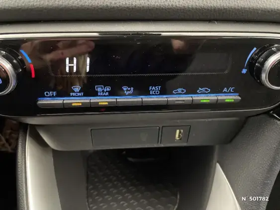 TOYOTA YARIS IV - voiture d'occasion - Photo 28