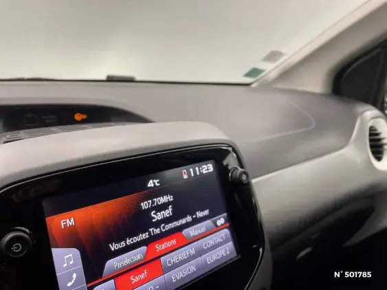 TOYOTA AYGO II - voiture d'occasion - Photo 32