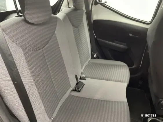 TOYOTA AYGO II - voiture d'occasion - Photo 11
