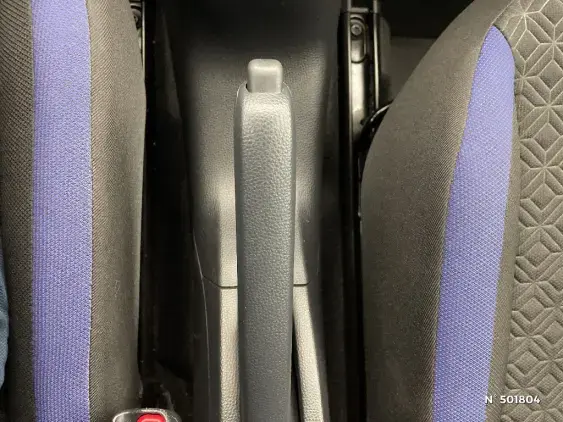 TOYOTA AYGO X - voiture d'occasion - Photo 27