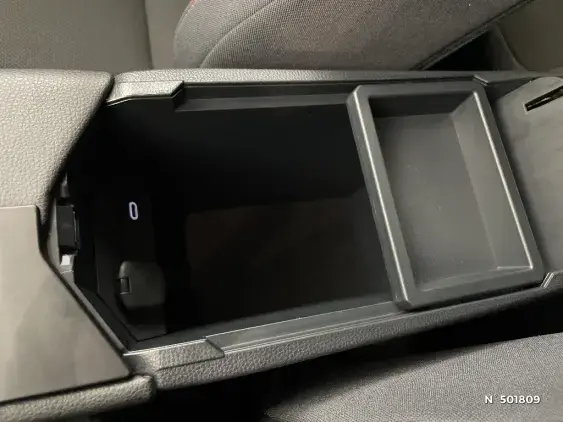 TOYOTA C-HR II - voiture d'occasion - Photo 31