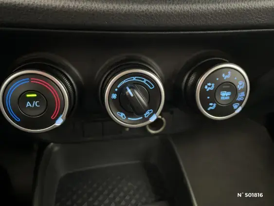 TOYOTA AYGO X - voiture d'occasion - Photo 29