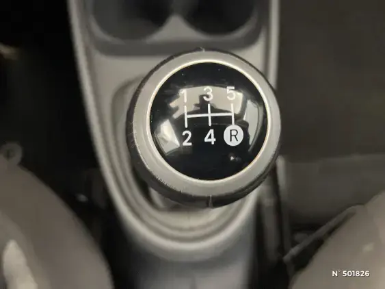 TOYOTA AYGO X - voiture d'occasion - Photo 27