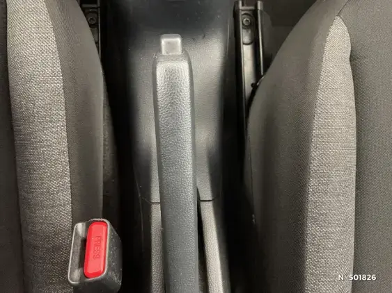 TOYOTA AYGO X - voiture d'occasion - Photo 28