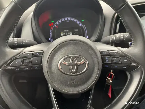 TOYOTA AYGO X - voiture d'occasion - Photo 30