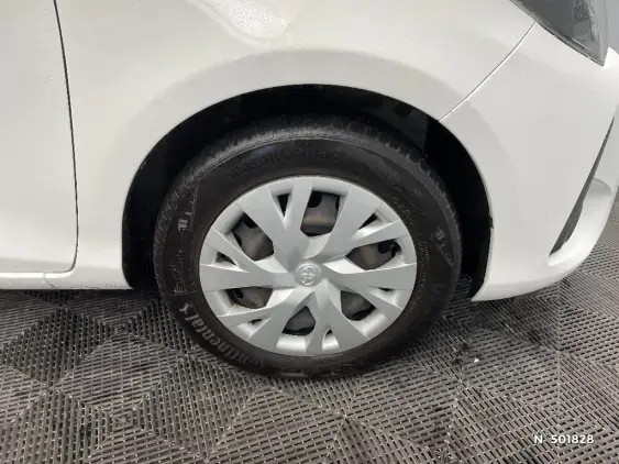 TOYOTA YARIS III - voiture d'occasion - Photo 8