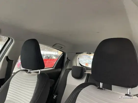 TOYOTA YARIS III - voiture d'occasion - Photo 28