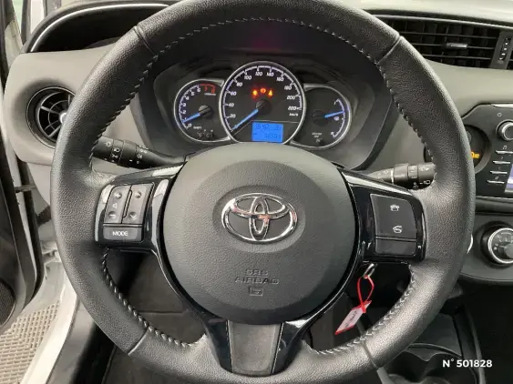 TOYOTA YARIS III - voiture d'occasion - Photo 31