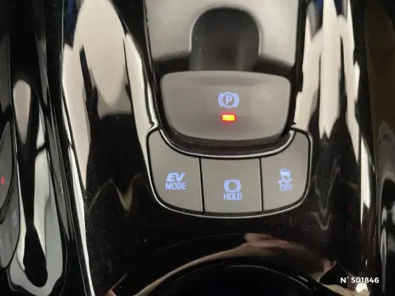 TOYOTA C-HR - voiture d'occasion - Photo 28