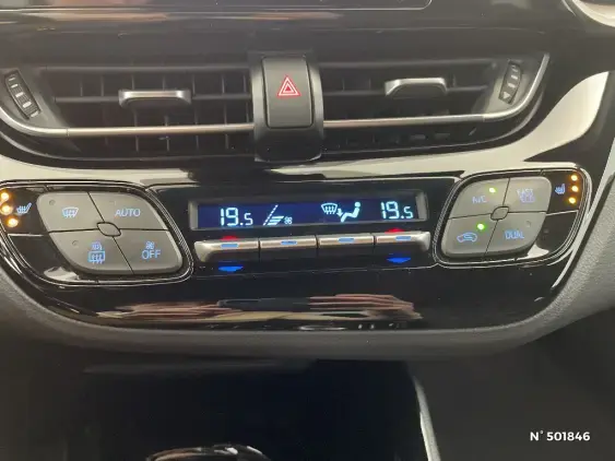 TOYOTA C-HR - voiture d'occasion - Photo 30