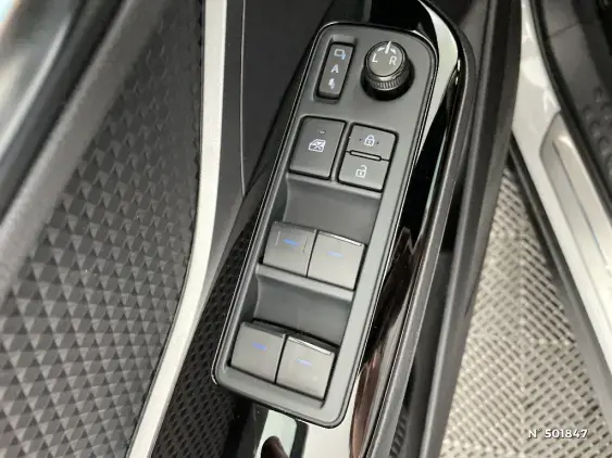 TOYOTA C-HR - voiture d'occasion - Photo 30