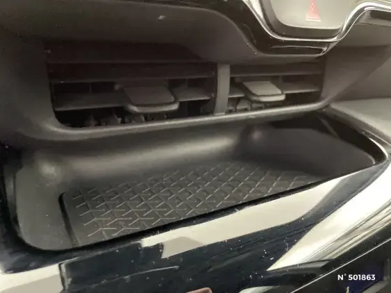 TOYOTA YARIS CROSS I - voiture d'occasion - Photo 31