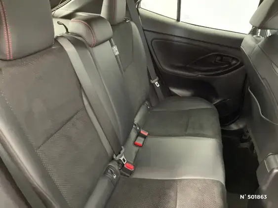 TOYOTA YARIS CROSS I - voiture d'occasion - Photo 11