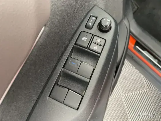 TOYOTA YARIS CROSS I - voiture d'occasion - Photo 26