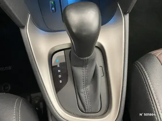 TOYOTA YARIS CROSS I - voiture d'occasion - Photo 31