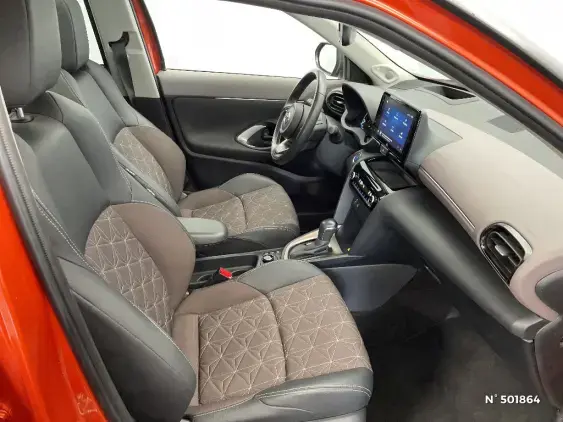 TOYOTA YARIS CROSS I - voiture d'occasion - Photo 10