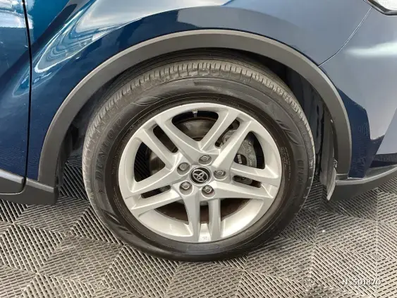 TOYOTA C-HR - voiture d'occasion - Photo 8