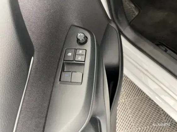 TOYOTA YARIS IV - voiture d'occasion - Photo 27