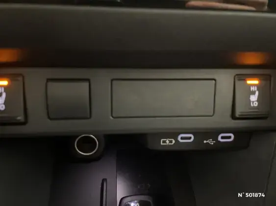 TOYOTA YARIS CROSS I - voiture d'occasion - Photo 29