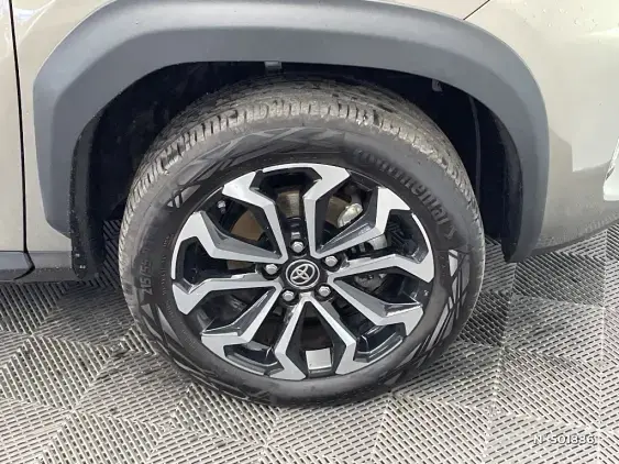 TOYOTA YARIS CROSS I - voiture d'occasion - Photo 8