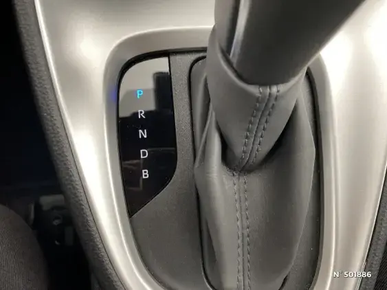 TOYOTA YARIS CROSS I - voiture d'occasion - Photo 27