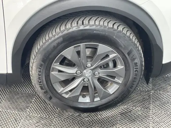 PEUGEOT 2008 II - voiture d'occasion - Photo 8