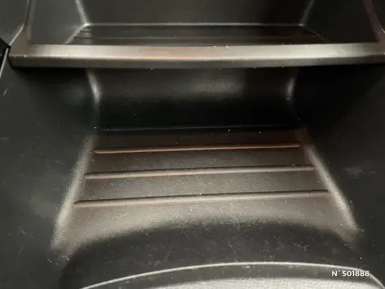 PEUGEOT 2008 II - voiture d'occasion - Photo 29