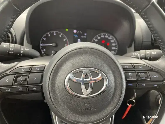 TOYOTA YARIS IV - voiture d'occasion - Photo 30