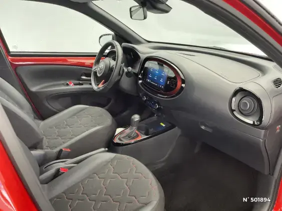 TOYOTA AYGO X - voiture d'occasion - Photo 10