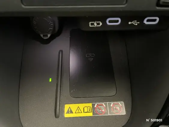 TOYOTA YARIS IV - voiture d'occasion - Photo 32