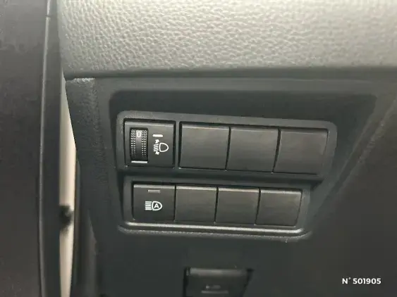 TOYOTA YARIS IV - voiture d'occasion - Photo 32