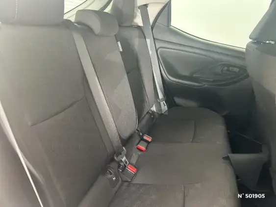 TOYOTA YARIS IV - voiture d'occasion - Photo 11